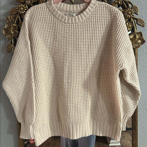American Eagle Outfitters Sweaters - American Eagle waffle knit crew neck oversized cream sweater - Medium